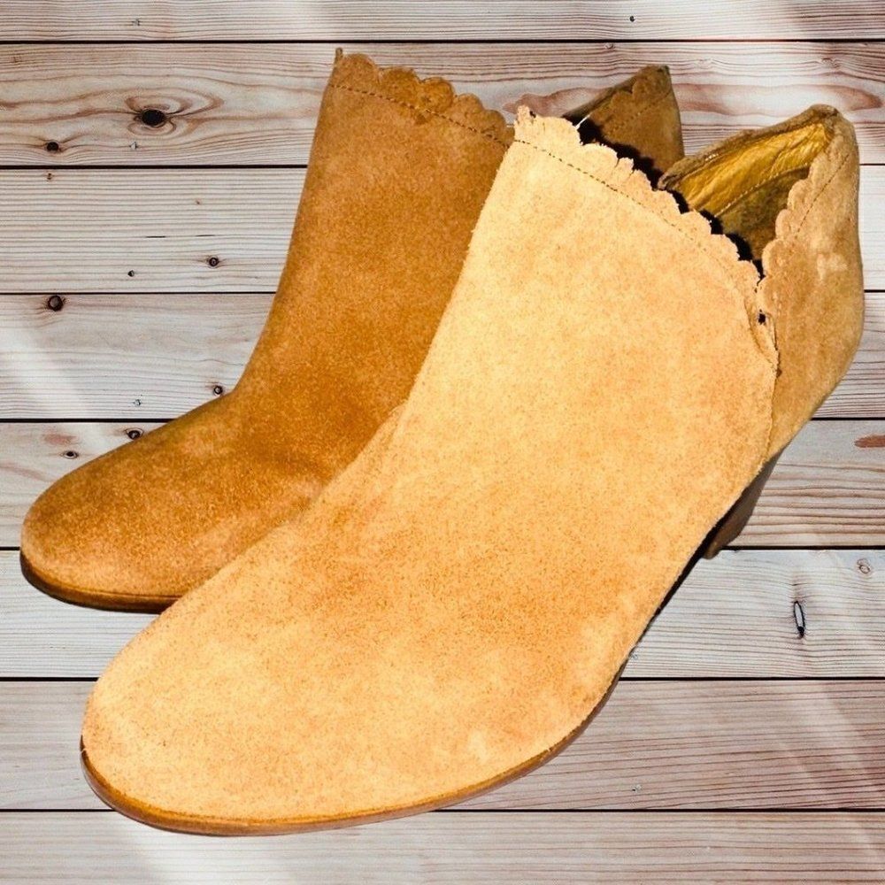 Jack Rogers Marianne Women's Oak Boot size 7.5 suede womens bootie